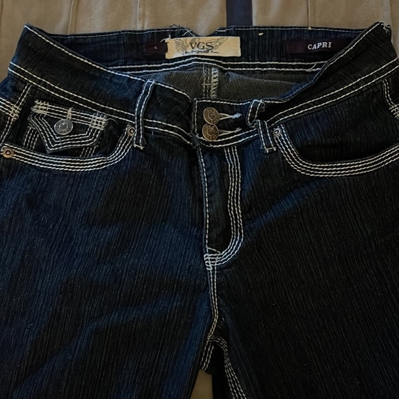 VGS Capris - Picture 2 of 4